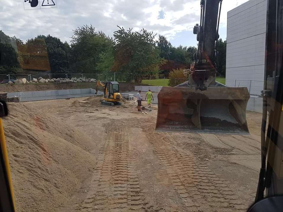 Belægning af sten ved Rosendahl