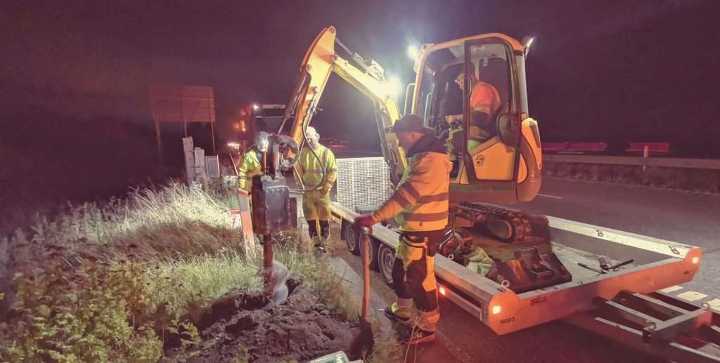 Udlejning af mandskab til nedgravning af kabel, betonarbejde, gravearbejde, kloakarbejde og brolægning på hele Sjælland