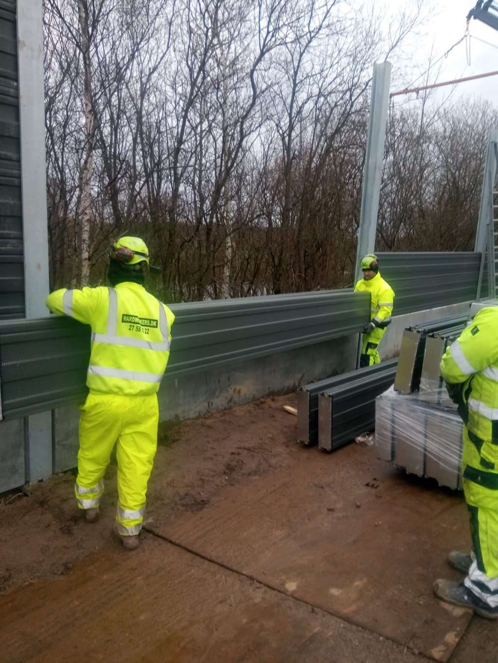 Udlejning af mandskab til nedgravning af kabel, betonarbejde, gravearbejde, kloakarbejde og brolægning på hele Sjælland