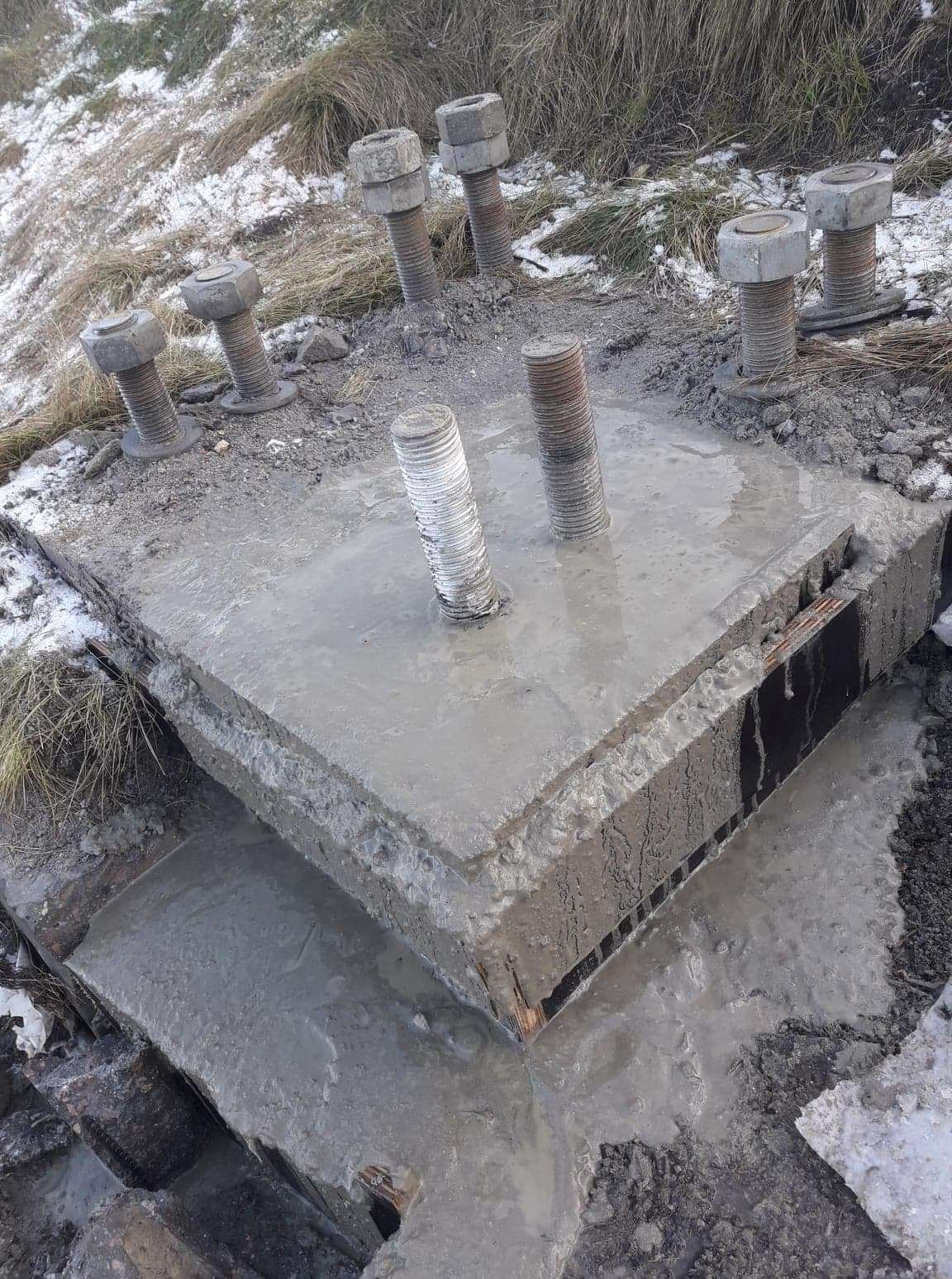 Udlejning af mandskab til nedgravning af kabel, betonarbejde, gravearbejde, kloakarbejde og brolægning på hele Sjælland