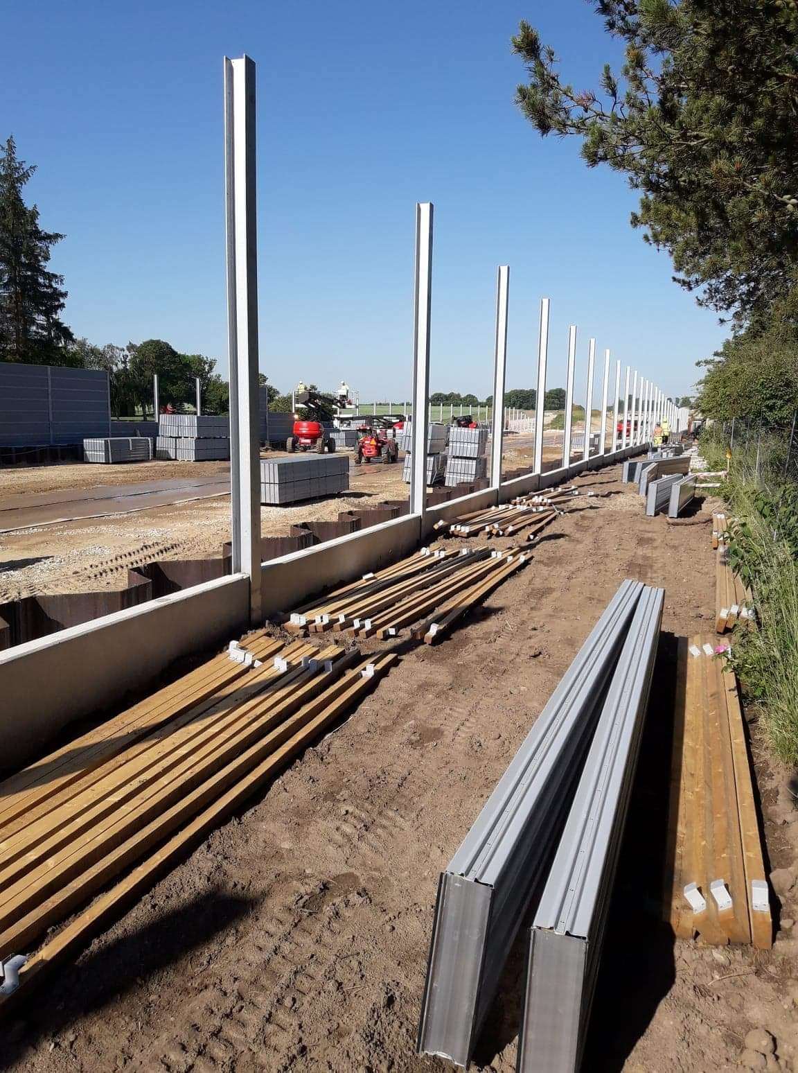Udlejning af mandskab til nedgravning af kabel, betonarbejde, gravearbejde, kloakarbejde og brolægning på hele Sjælland